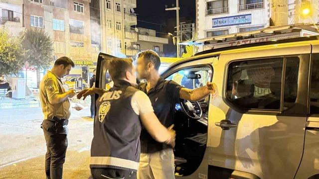 Diyarbakır&rsquo;da d&ouml;rt mahallede &ouml;zel harekat polisi destekli "şok" uygulama 6