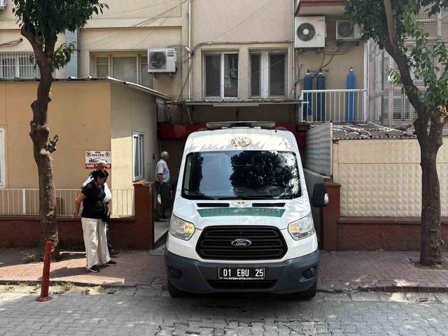 G&ouml;&ccedil;&uuml;kte hayatını kaybeden iş&ccedil;inin cenazesi adli tıptan alındı 1
