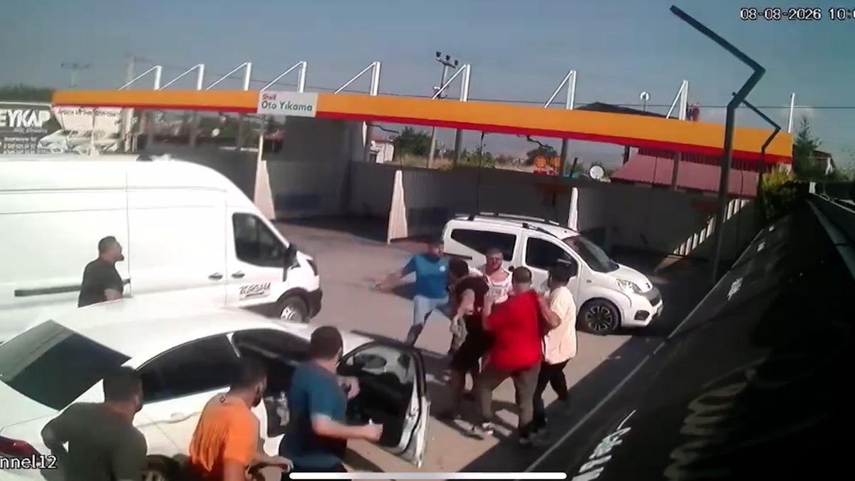 Benzin istasyonu karıştı! Başpehlivan Serhat Elvan a saldırı 3