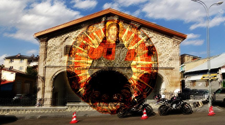 Ayasofya'nın ikizi! Tavanını g&ouml;ren hayran kalıyor: Yıllar sonra ortaya &ccedil;ıktı
