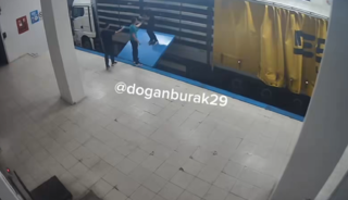 Karacellatlar'a operasyon! Tırın i&ccedil;inde g&uuml;mr&uuml;kte yakalandı