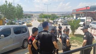 Akrabalar arasında 'kız ka&ccedil;ırma' kavgası: 1'i ağır 4 yaralı