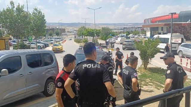 Akrabalar arasında 'kız kaçırma' kavgası: 1'i ağır 4 yaralı