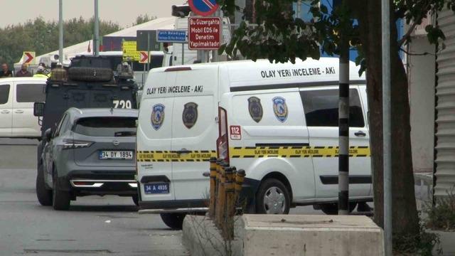 Polise bıçakla saldıran şüpheli ayağından vurularak yakalandı: Üzerinden uyuşturucu çıktı 2