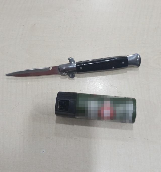 Bıçakladıktan sonra cep telefonunu gasbetmişler: 2 gözaltı 5