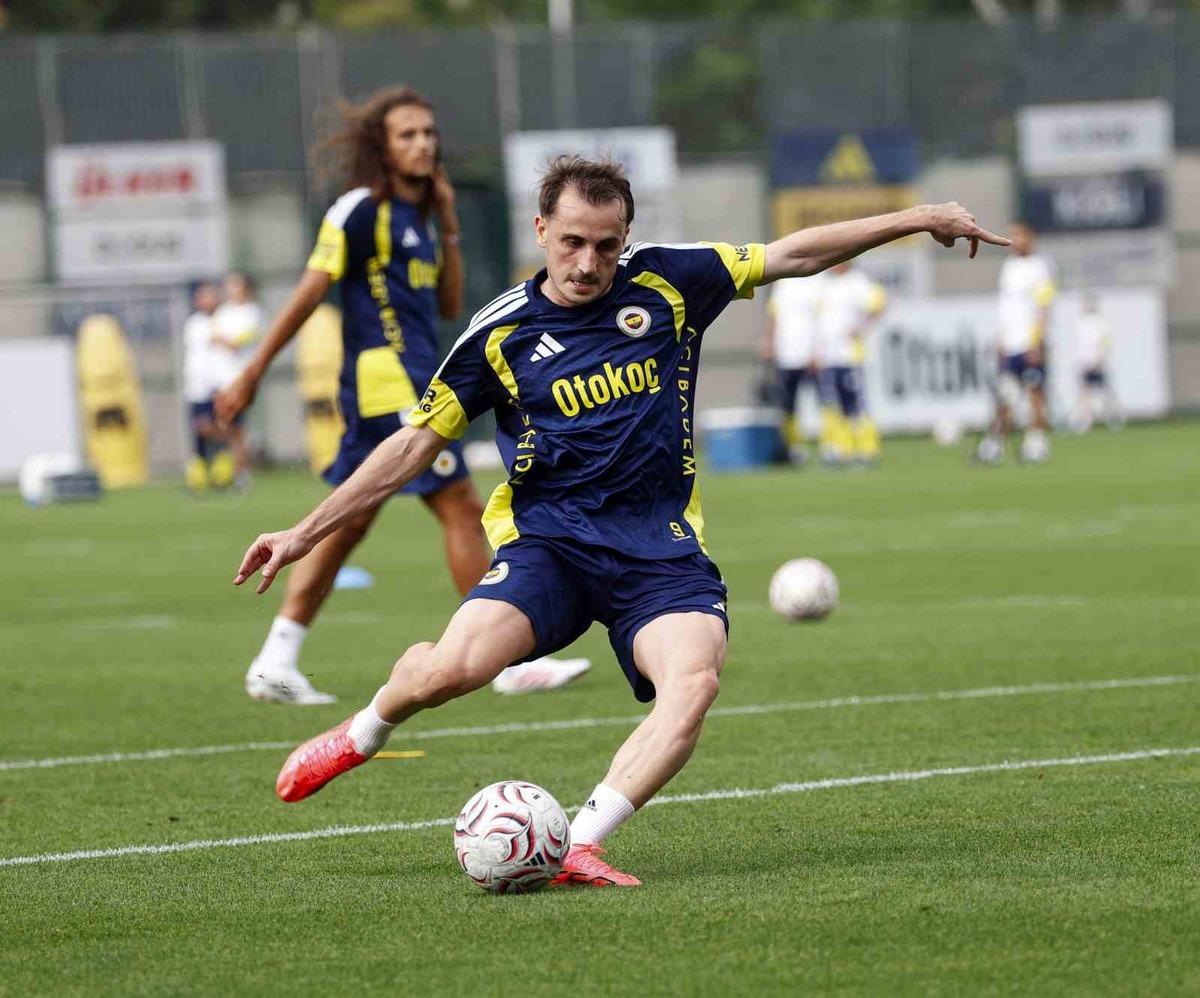 Fenerbahçe, Sturm Graz maçı hazırlıklarını sürdürdü 1