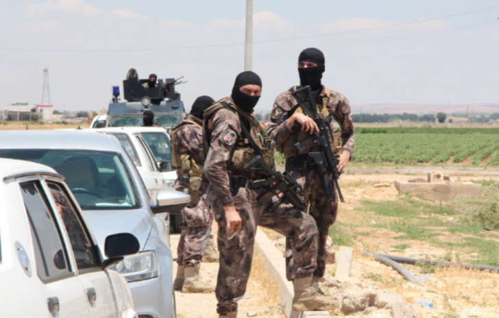 Suruç'ta 4 çuval oy pusulası, 3 gözaltı  G5