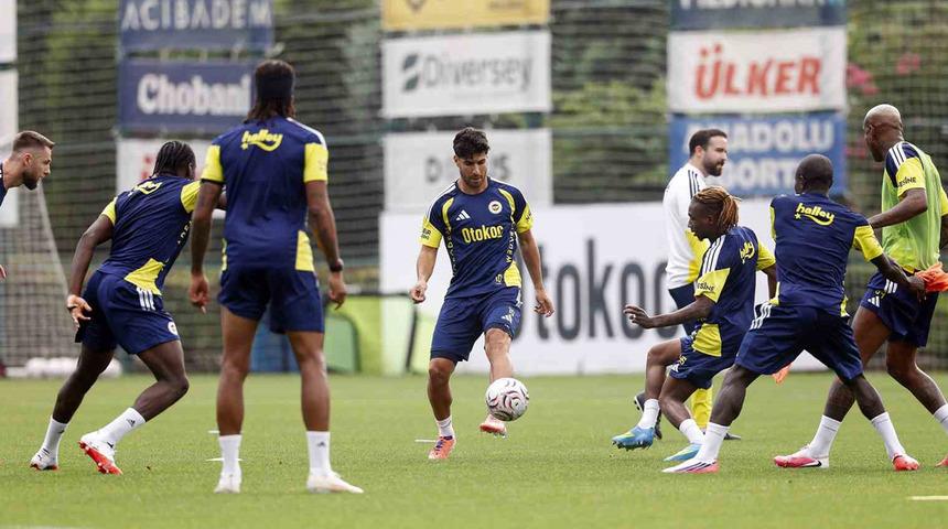 Fenerbah&ccedil;e, Sturm Graz ma&ccedil;ı hazırlıklarını s&uuml;rd&uuml;rd&uuml;