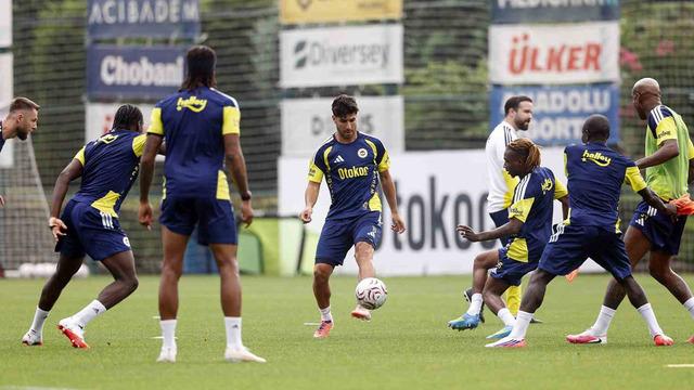 Fenerbahçe, Sturm Graz maçı hazırlıklarını sürdürdü