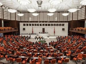 TBMM'den 382 oyla ge&ccedil;ti! Aylıklar artacak, yeni haklar geliyor