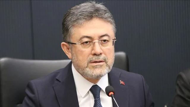 Bakan Yumaklı'dan Adana Karataş'taki sera organize tarım bölgesine ilişkin paylaşım: