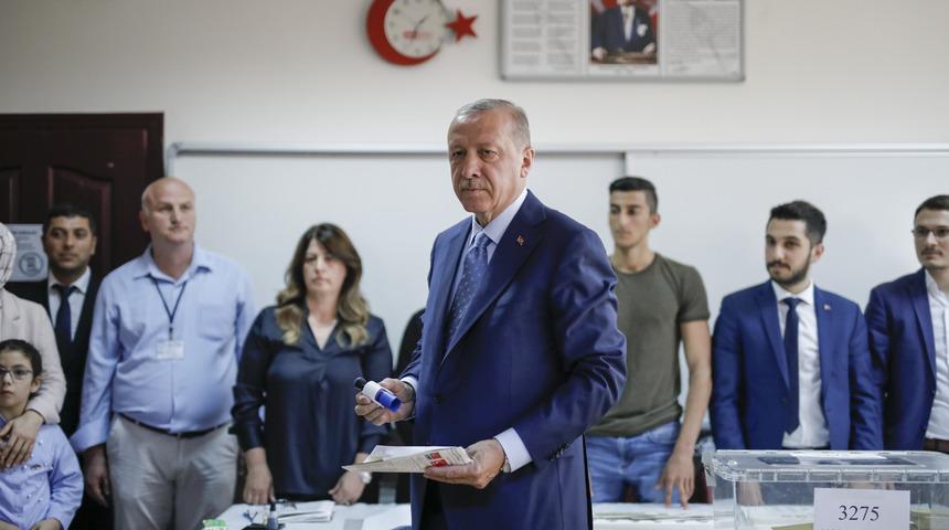 24 Haziran se&ccedil;imlerinde Erdoğan'ın memleketi Rize'de kim &ouml;nde?