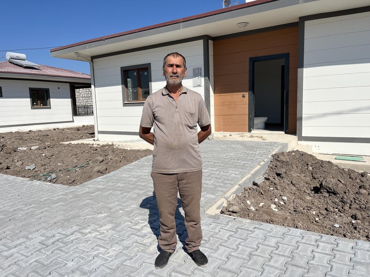 Bakan Kurum&rsquo;dan sındırgı depreminin 1.yılı paylaşımı: &ldquo;Yalnız bırakmadık, bırakmayız&rdquo; 2