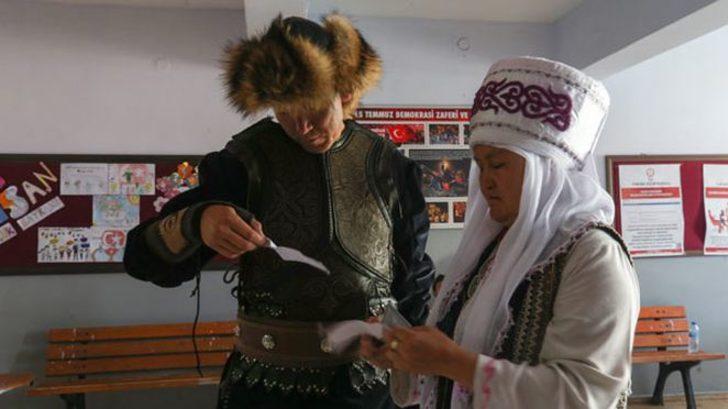 Seçime damgasını vuran fotoğraflar! Hepsi birbirinden ilginç G1