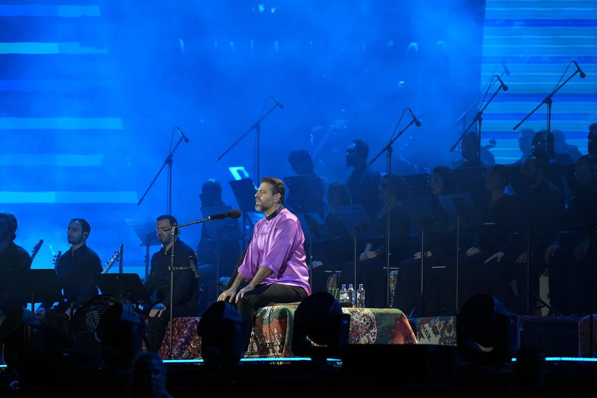 Sami Yusuf Hasbi Rabbi’yi Türkiye’de yeniden söyleyecek 3