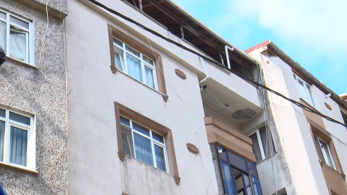 K&ouml;t&uuml; kokular korkun&ccedil; ger&ccedil;eği &ccedil;ıkardı! Kardeşinin cansız bedeniyle 1 hafta yaşamış 4