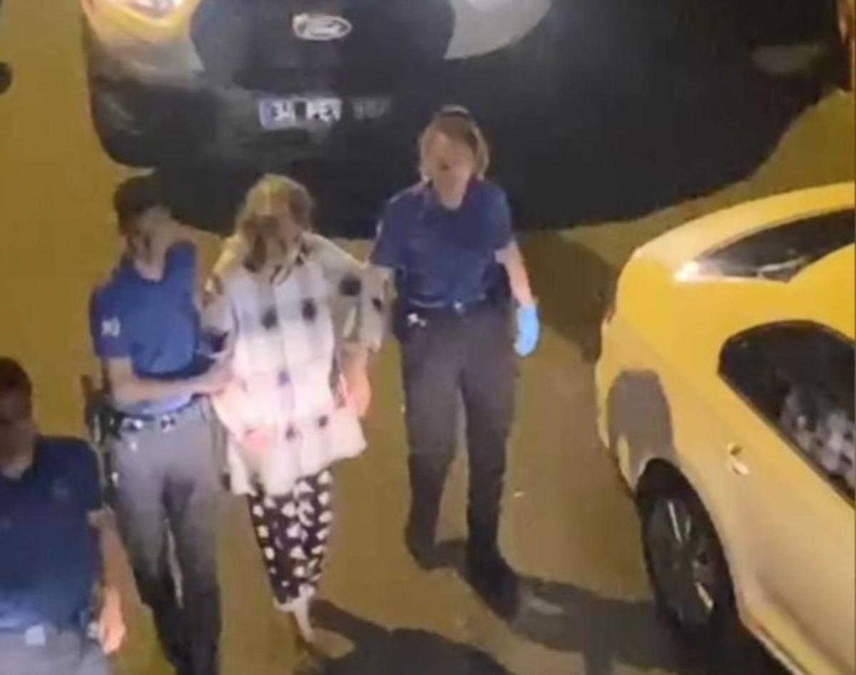 K&ouml;t&uuml; kokular korkun&ccedil; ger&ccedil;eği &ccedil;ıkardı! Kardeşinin cansız bedeniyle 1 hafta yaşamış 1