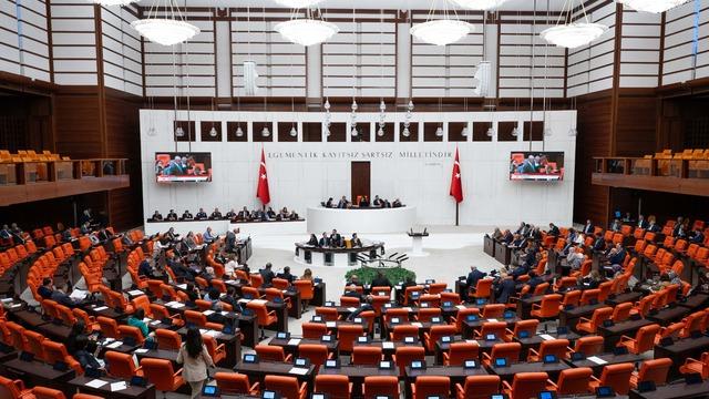 Son dakika | Yeni Parti ve Saadet Partisi'nin kararı belli oldu! Terörsüz Türkiyede tarihi gün: Çerçeve yasa oturumu gergin başladı