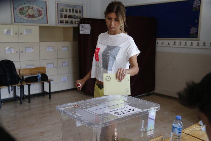 Dünya 24 Haziran seçimlerini böyle gördü G1