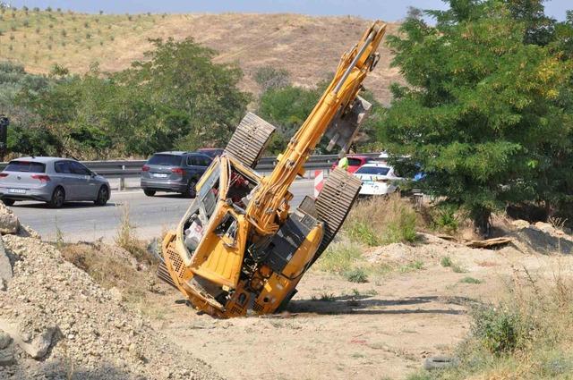 Manisa’da yolcu otobüsü kamyona çarptı: 1 ölü, 7 yaralı 8