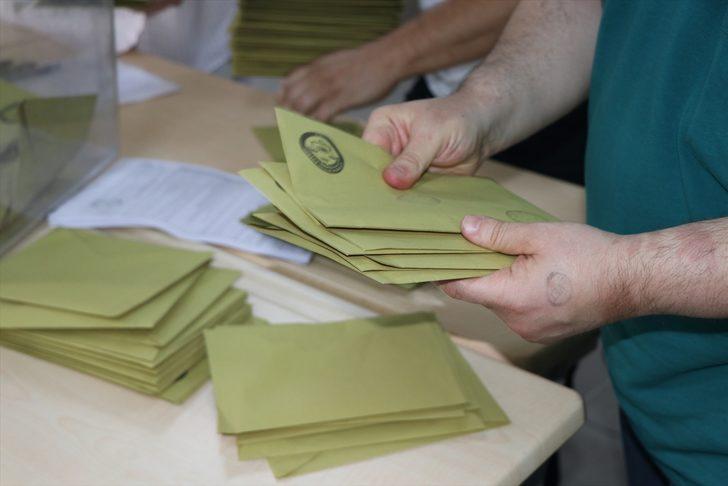 Sandıklar kapandı, oylar sayılmaya başlandı G3