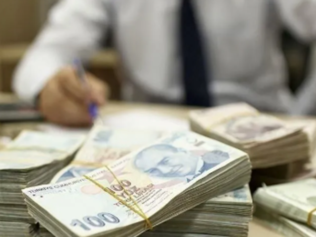 Hazine, tahvil ihalesiyle 72 milyar lira bor&ccedil;landı