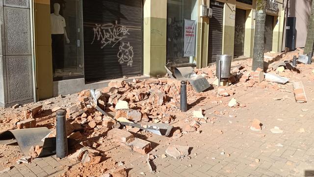 Kolombiya'da 7.4 büyüklüğünde deprem! Çok sayıda binada hasar meydana geldi