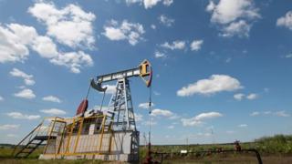 Brent petrolün varil fiyatı 85 doları aştı