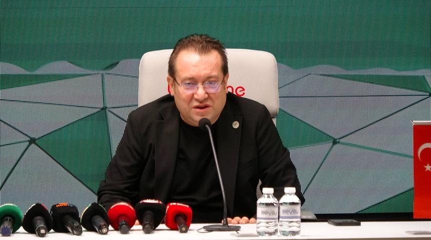 Konyaspor'dan transfer a&ccedil;ıklaması! "Trabzonspor ve Başakşehir'den teklif aldık"