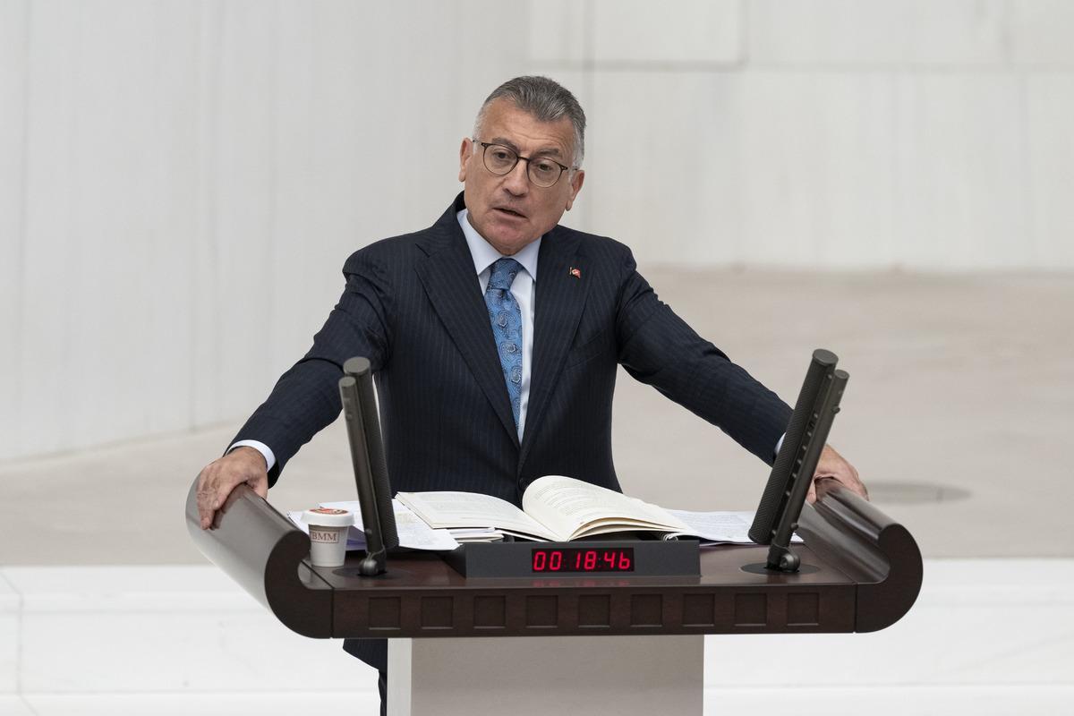 Son dakika | Meclis te &ccedil;er&ccedil;eve yasa oturumu! Tarihi g&uuml;nde tarihi konuşmalar 2