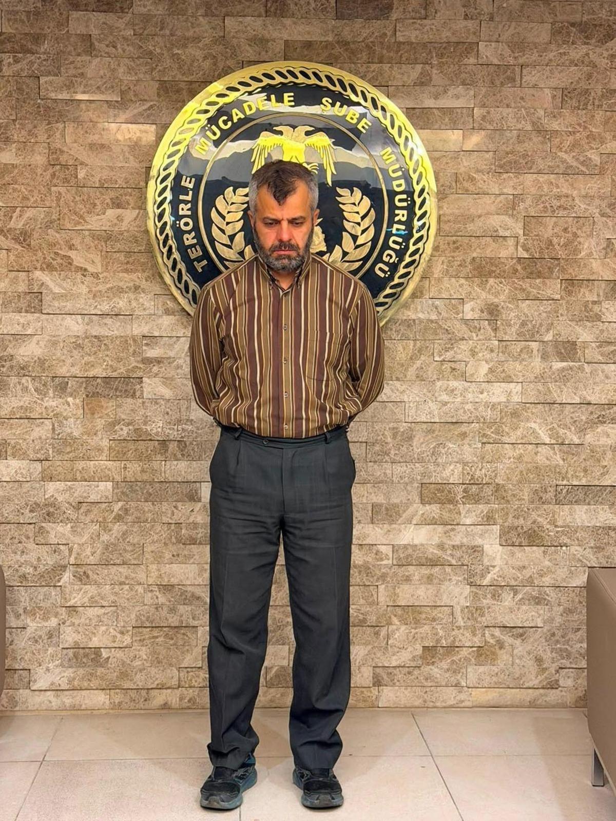 FETÖ cü Burkay Karatepe nin ablası tutuklandı! Yardım ediyormuş 2