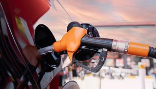 Benzine gece yarısı zam geldi: Tabelada fiyatlar değişti
