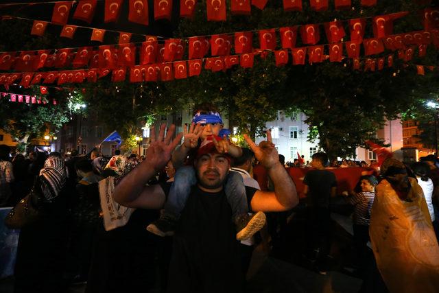 Tokat'ta AK Parti'lilerden kutlama