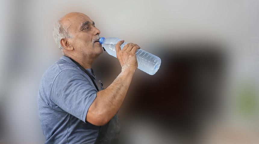 Bu mesleği yapan litrelerce su t&uuml;ketiyor! "Tek &ccedil;&ouml;z&uuml;m mesleği bırakmak"