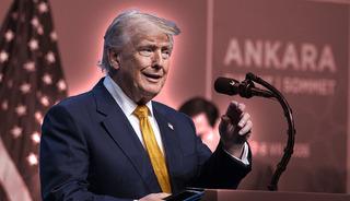 Trump i&ccedil;in Ankara&rsquo;da filmleri aratmayan sahne: İkram aracı devreye girdi!