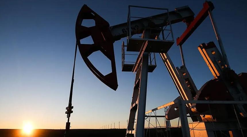 Brent petrol&uuml;n varil fiyatı 90 doları test ediyor!