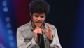 K�z�na �ark� s�yledi! Giyim tarz� X'te konu�uldu