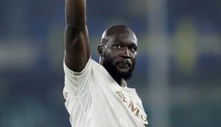 Fenerbah&ccedil;e'de Romelu Lukaku transferinde mutlu son! Sağlık kontrol&uuml;nden ge&ccedil;ti