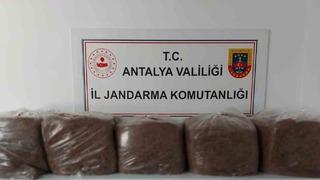 Alanya ve Demre’de 285 kilo kaçak tütün ele geçirildi