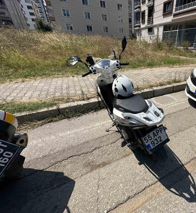 Otomobil ile motosiklet &ccedil;arpıştı: 1 yaralı 1