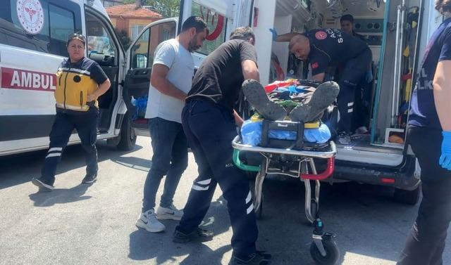 Burdur’da motosiklet ile otomobil çarpıştı: 1 yaralı 2