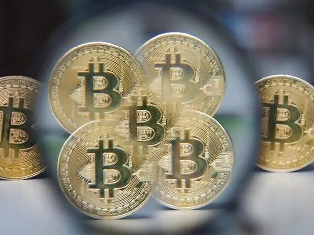 Rusya'da bazı kripto paraların borsalarda işlem g&ouml;rmesine izin verildi