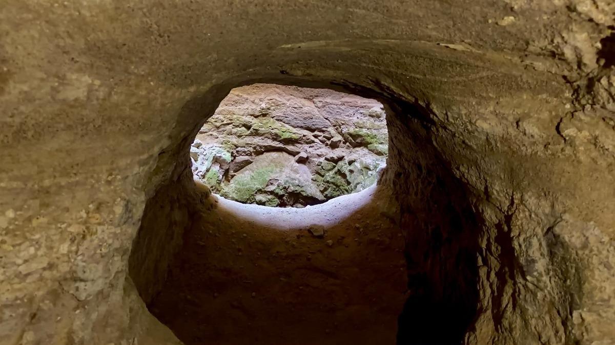 8 asırlık tarihi mirası böyle yok ettiler! Definecilerin hedefi oldu 4