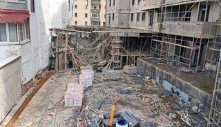 Erzurum korkutan anlar: İnşaatın tablası beton d&ouml;k&uuml;m&uuml;nde &ccedil;&ouml;kt&uuml;