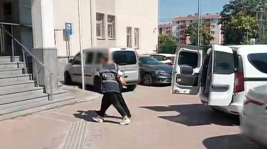 28 yıl kesinleşmiş cezası olan firari polisten ka&ccedil;amadı