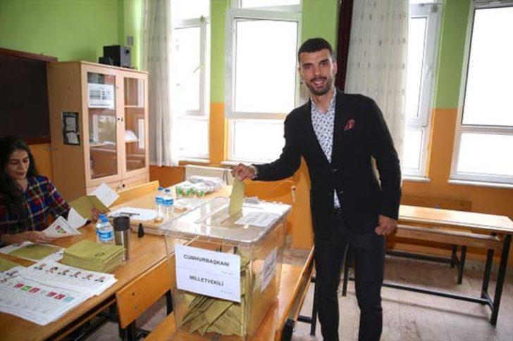 Yeni dönem Meclis'te kimler var?  G4