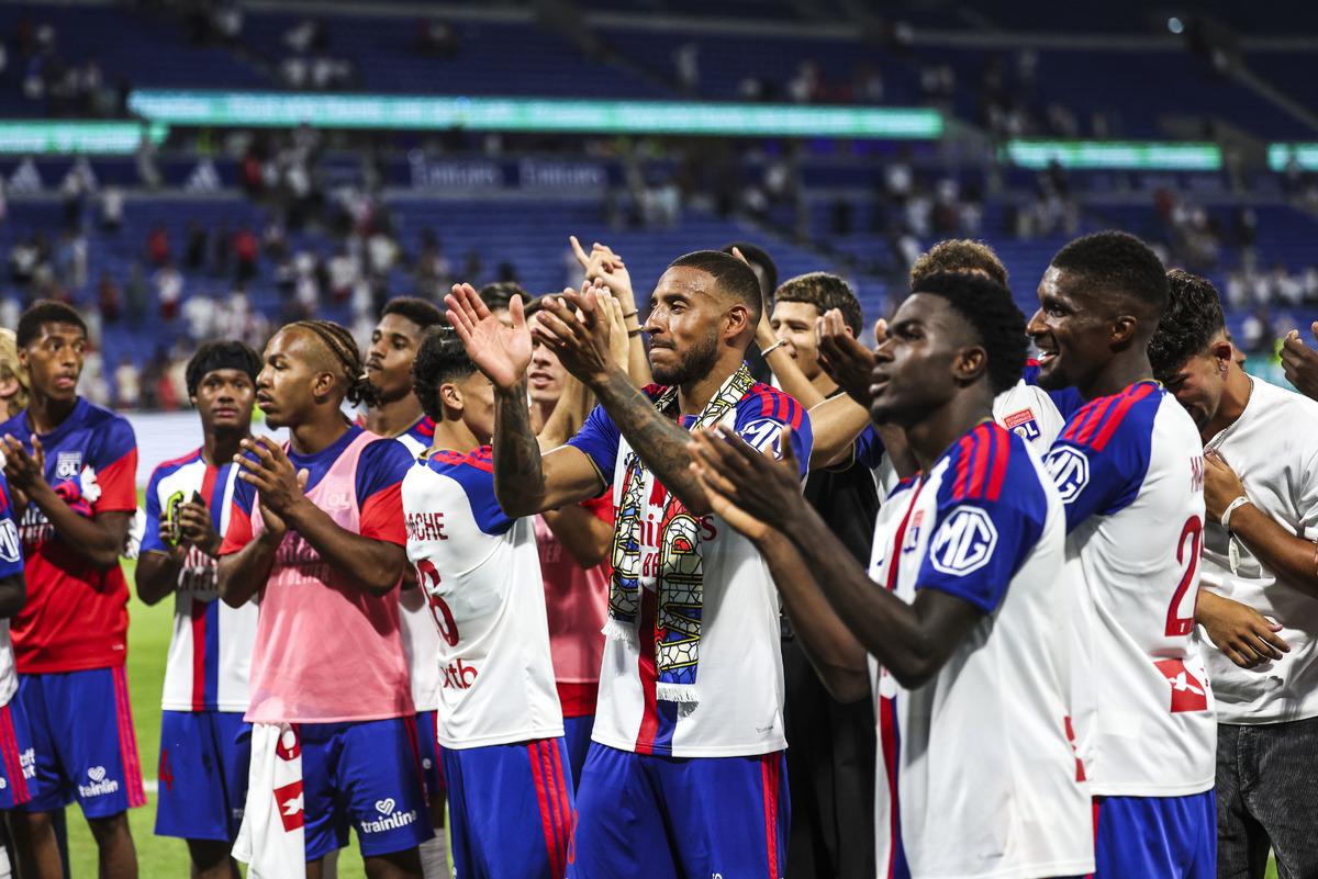 Fenerbahçe nin Şampiyonlar Ligi play-off turundaki rakibi Olimpik Lyon oldu 1