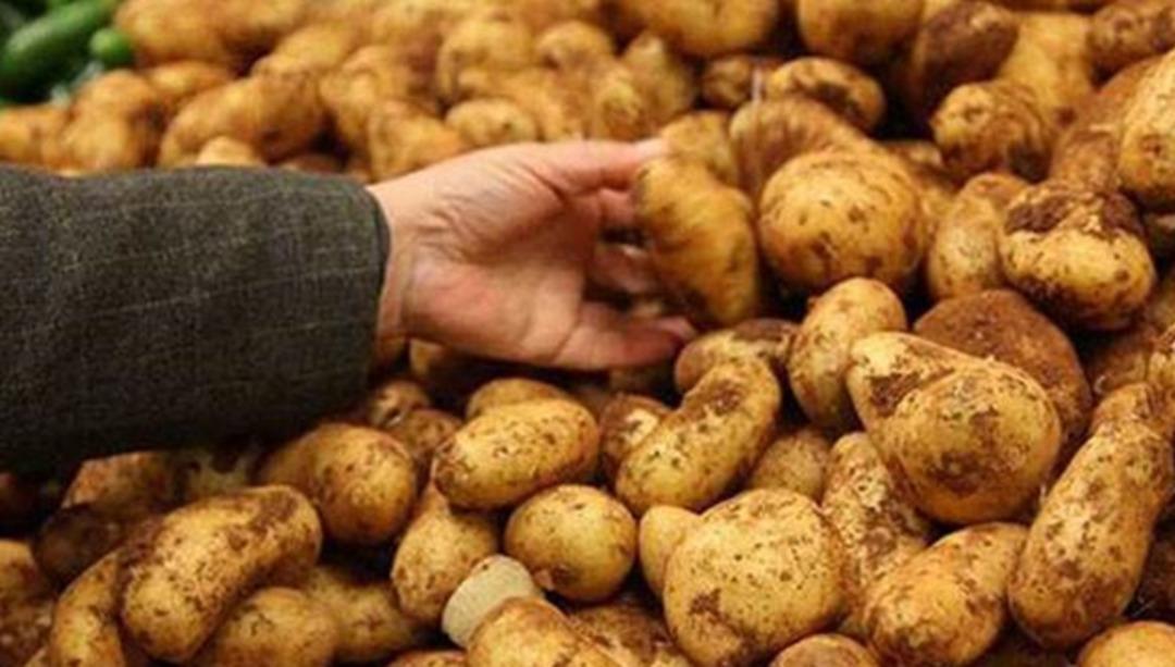 &Ouml;demiş patatesinin fiyatı d&uuml;şt&uuml;