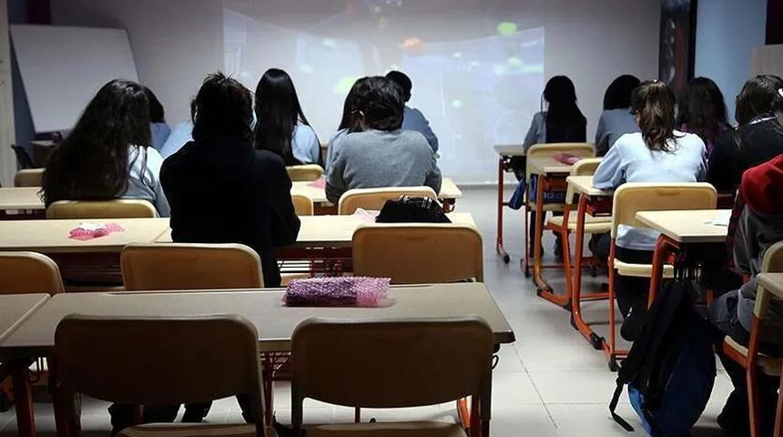 Okullarda yeni d&ouml;nem! Bakan Tekin'den 81 ilin eğitim m&uuml;d&uuml;r&uuml;ne talimat