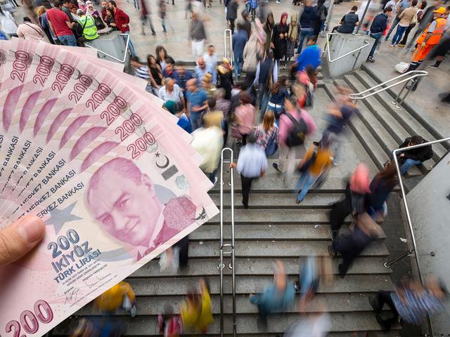 Dengeler değişti: İşi bilmeyene asgari &uuml;cretten fazla maaş 'Yeter ki gelsin'
